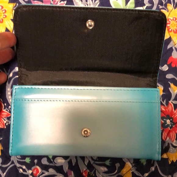 Fluff Red Mermaid Pinup Wallet - Picture 3 of 5